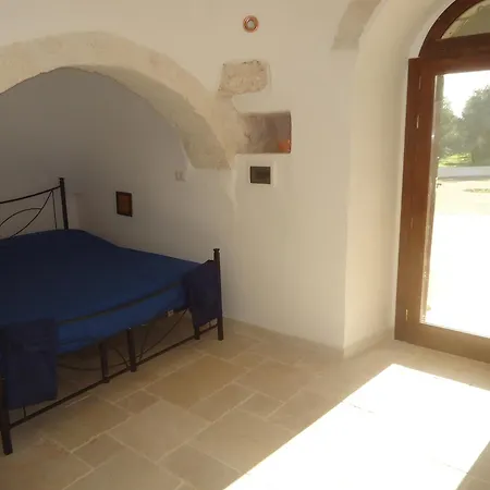 Trullo Del Paradiso And Pool *