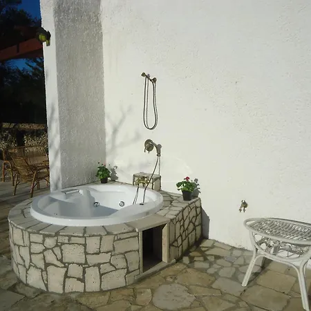 Trullo Del Paradiso And Pool Casa de Férias *